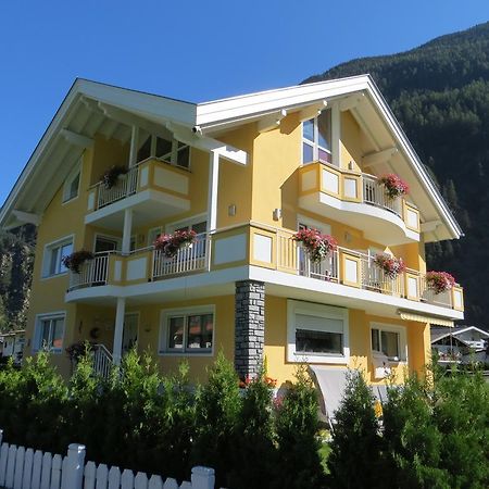 Haus Tanja Appartement Längenfeld Buitenkant foto