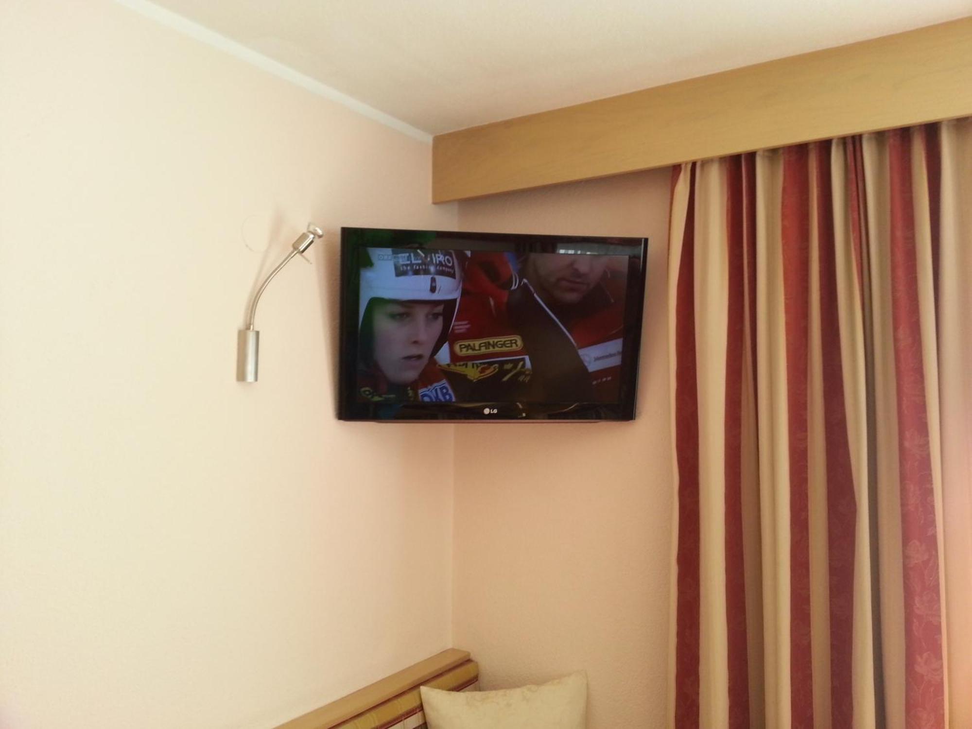 Haus Tanja Appartement Längenfeld Buitenkant foto