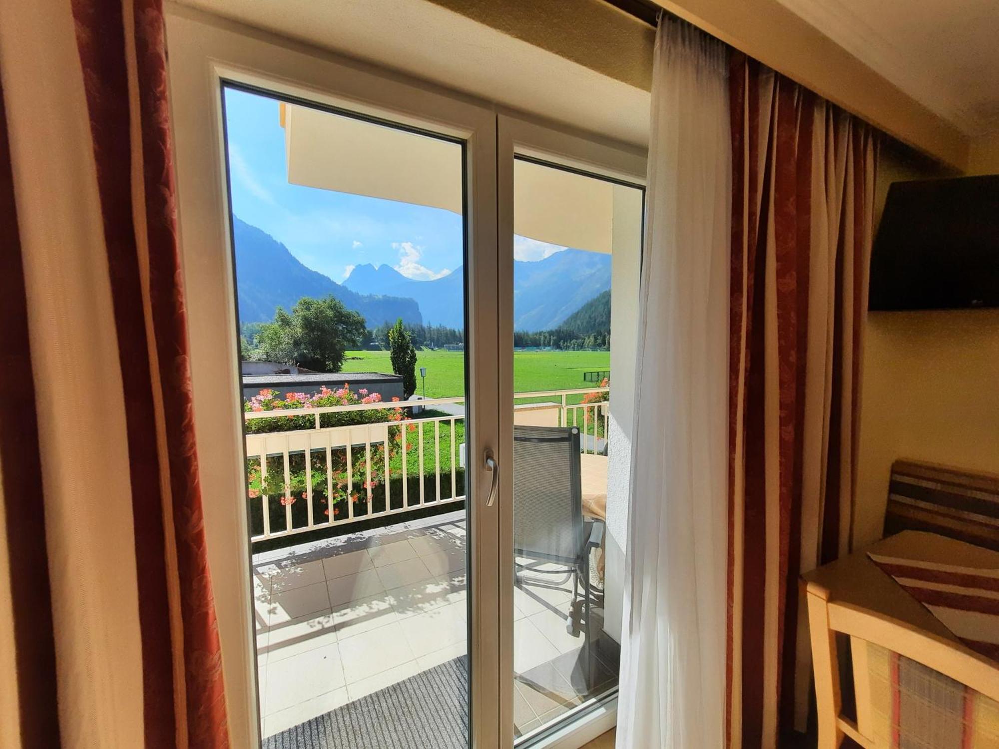 Haus Tanja Appartement Längenfeld Buitenkant foto